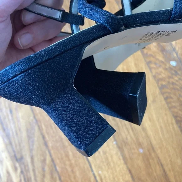 Vintage Jacqueline Ferrar Strappy Dress Shoes Size 7 1/2 - Picture 4 of 4